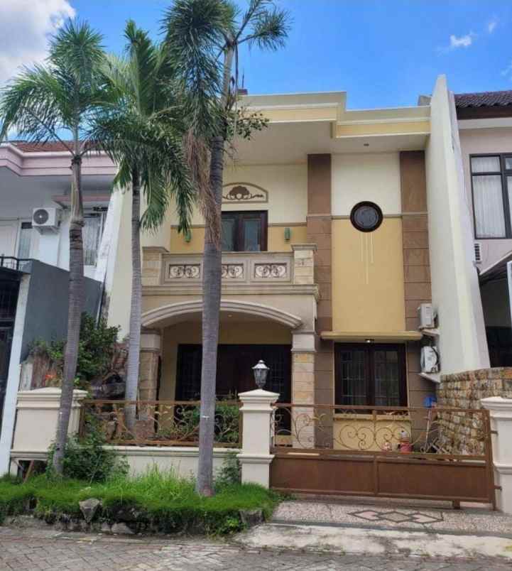 dijual rumah taman mutiara