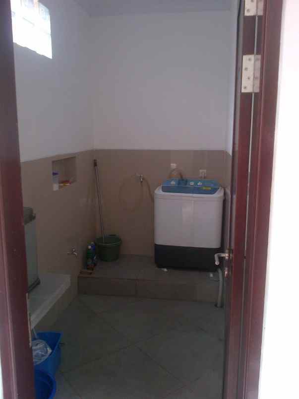 dijual rumah tanjung barat