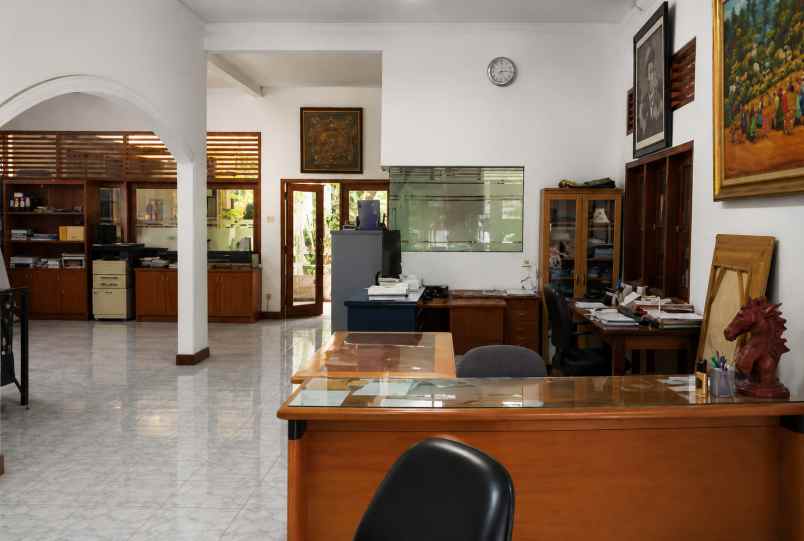 dijual rumah tebet barat raya