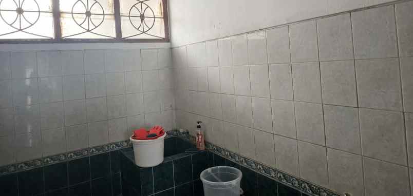 dijual rumah tebet barat raya