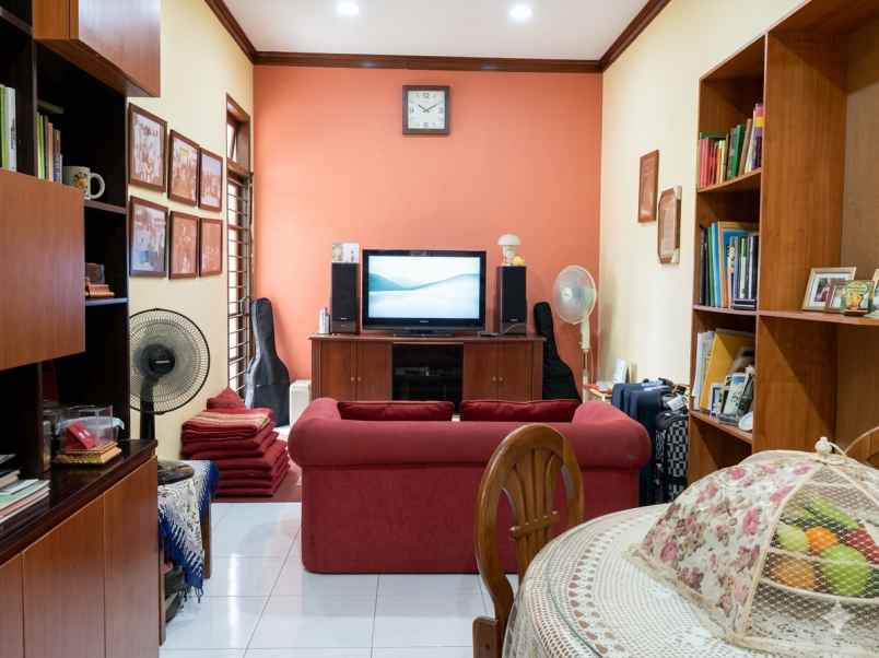 dijual rumah tebet timur
