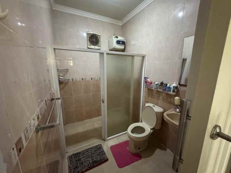 dijual rumah the green serpong