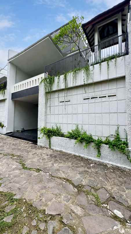 dijual rumah the riverville