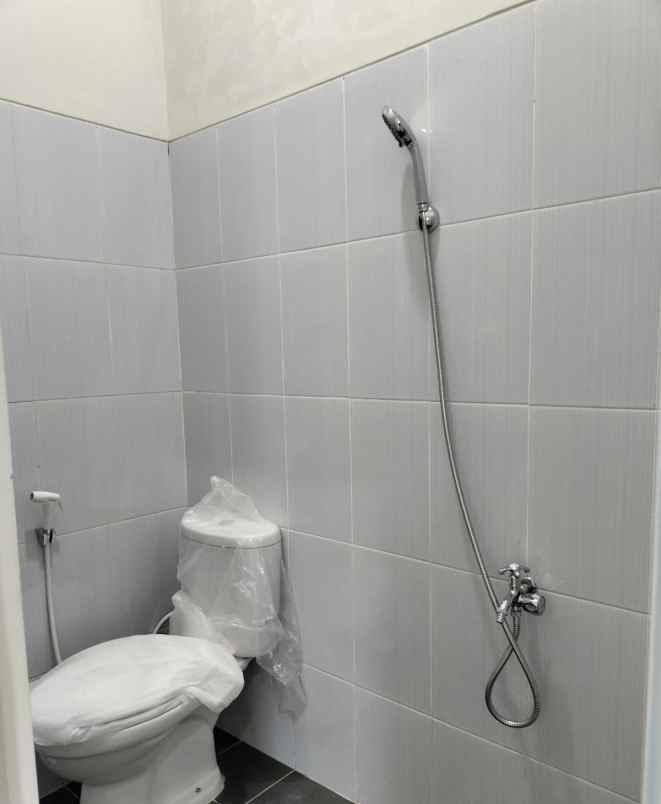 dijual rumah tirtoadi