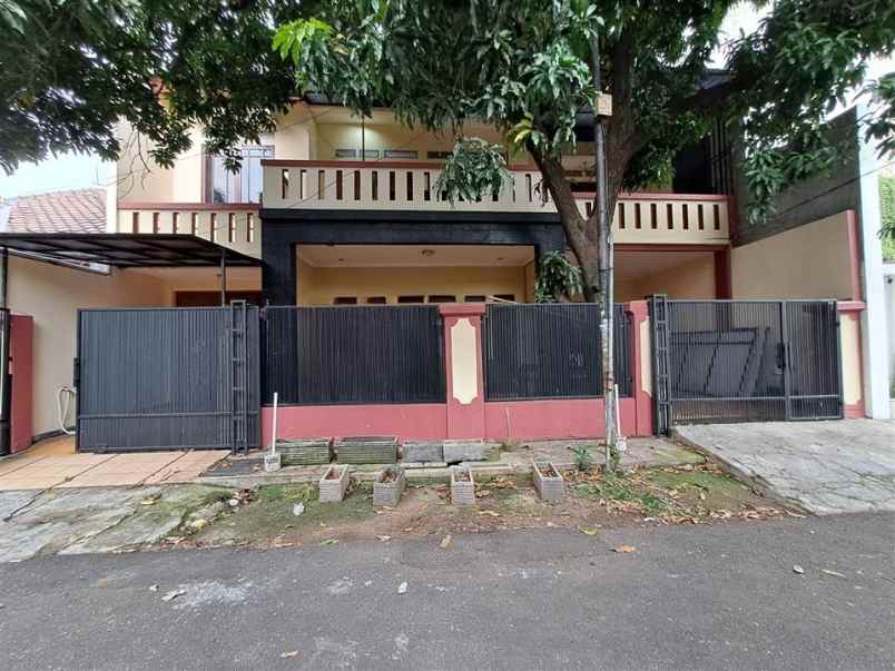 dijual rumah tomang grogol petamburan