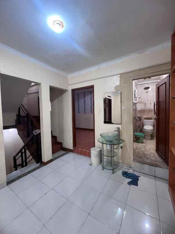 dijual rumah townhouse balleza antapani