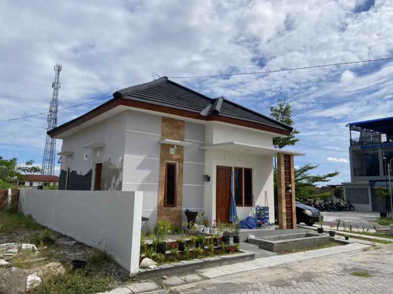 dijual rumah trunuh klaten selatan