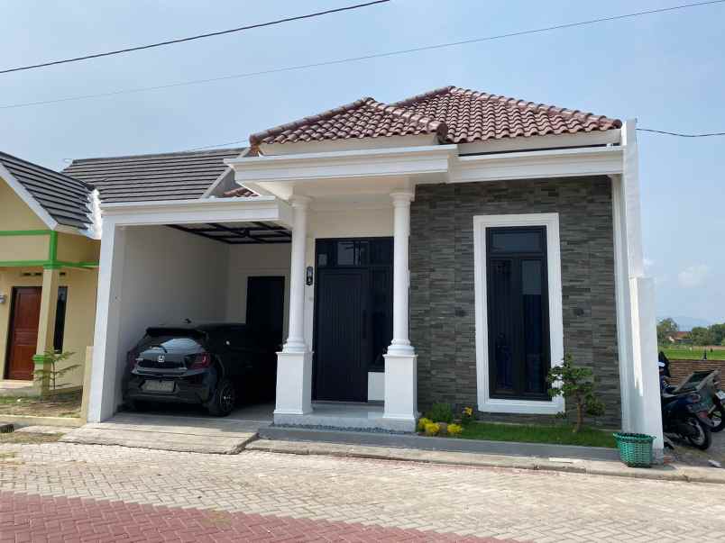 dijual rumah trunuh klaten selatan