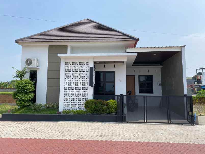 dijual rumah trunuh klaten selatan