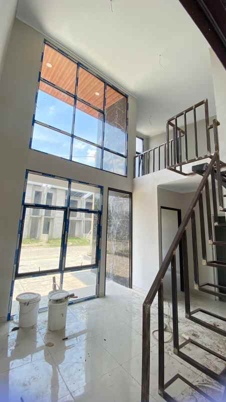 dijual rumah type mezzanine cluster nusantara 2