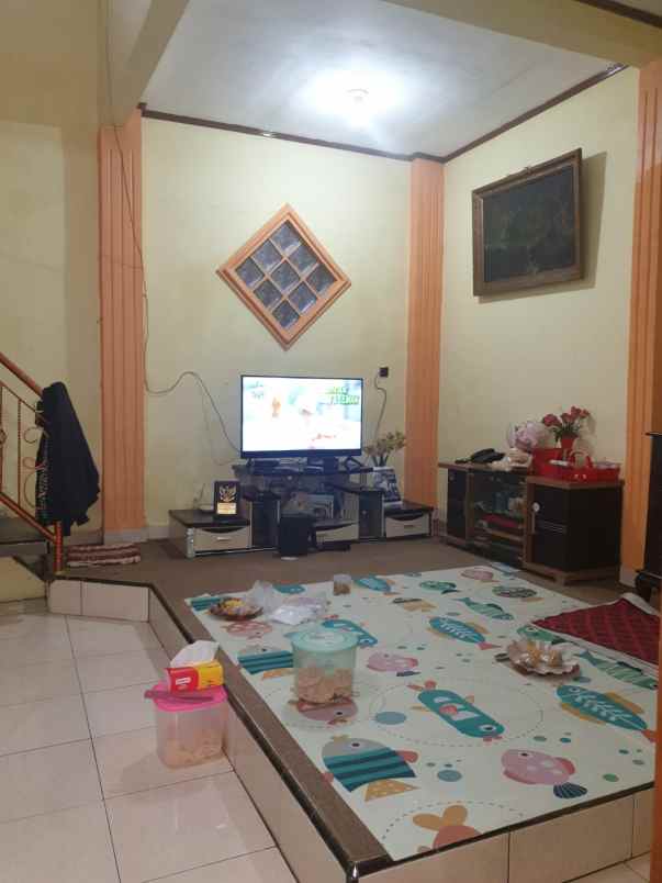 dijual rumah ujung berung