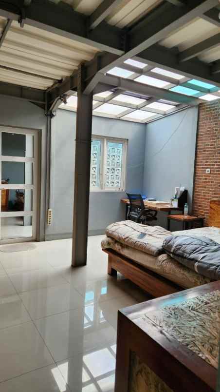 dijual rumah untuk kost an