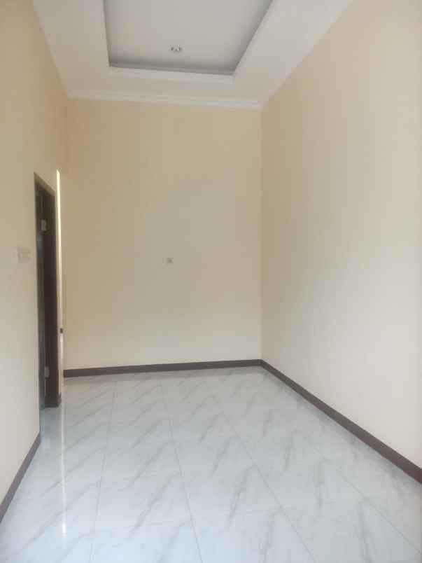 dijual rumah villa mutiara gading 1 bekasi