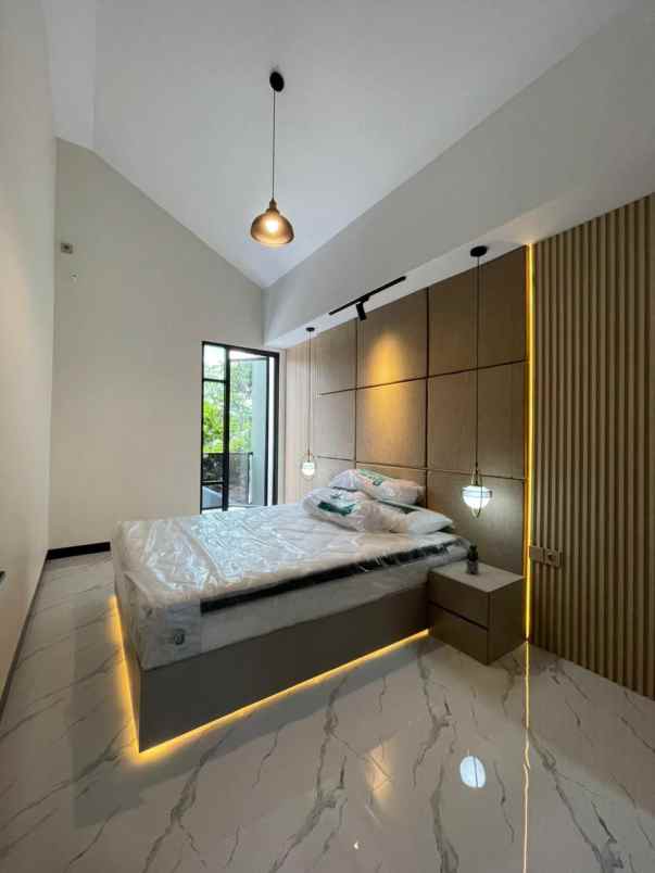 dijual rumah wedomartani krapyak sleman