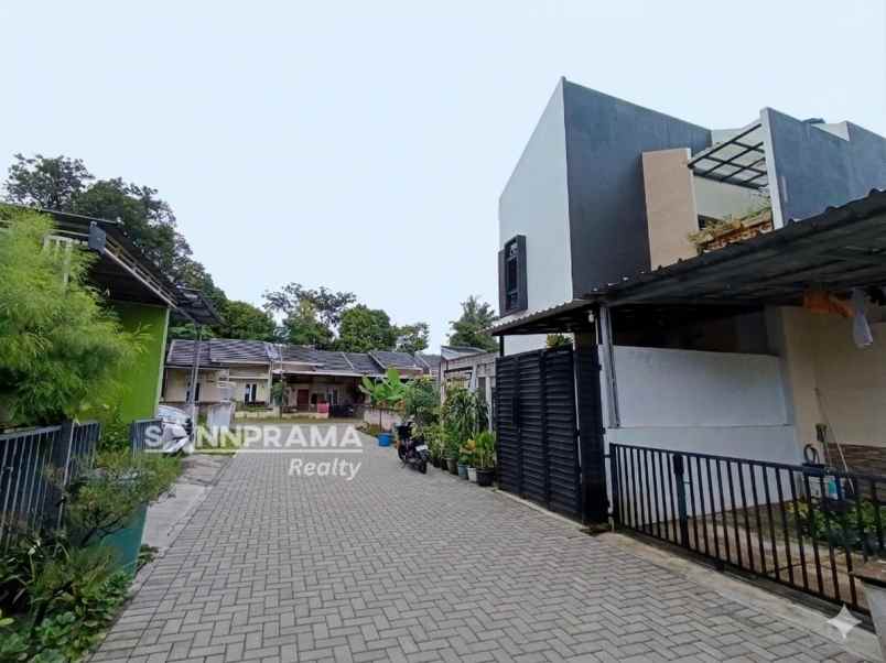 dijual rumah willa depok asri depok