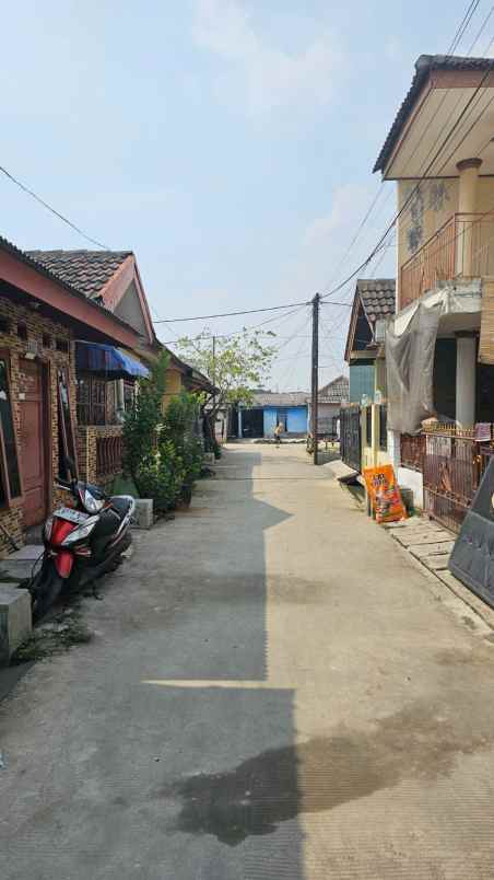 dijual rumah wisma asri