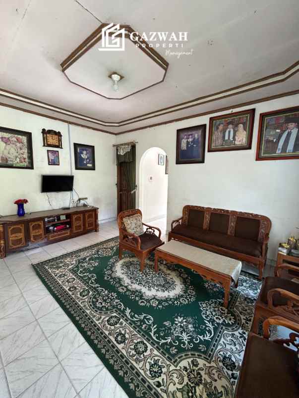 dijual tanah bangunan rumah 1 lantai
