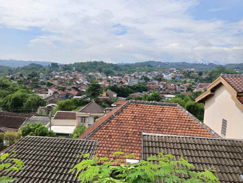 dijual tanah bendan