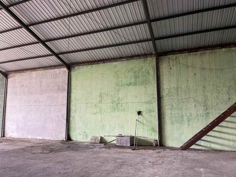 dijual tanah dan bangunan di ponorogo