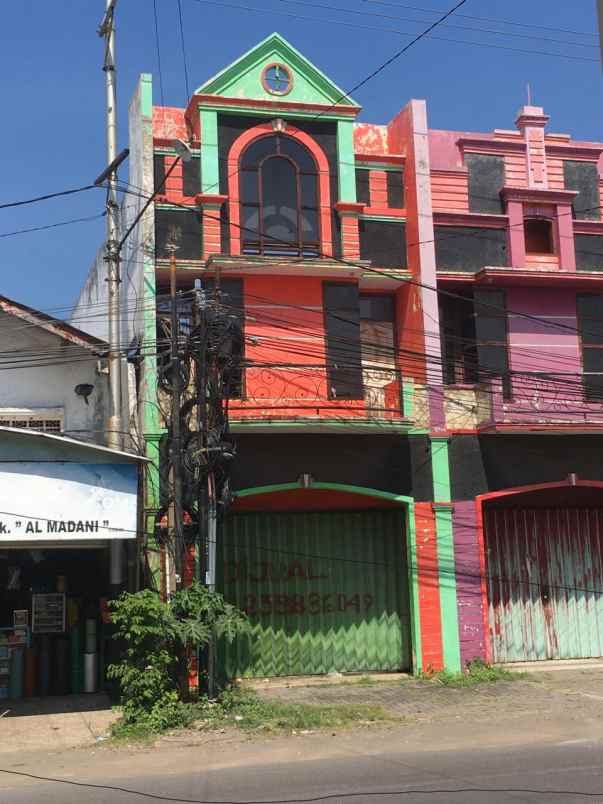 dijual tanah dan bangunan ruko seharga rp 700 jutaan