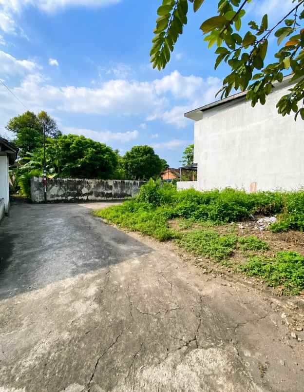 dijual tanah jl kaliurang km 10