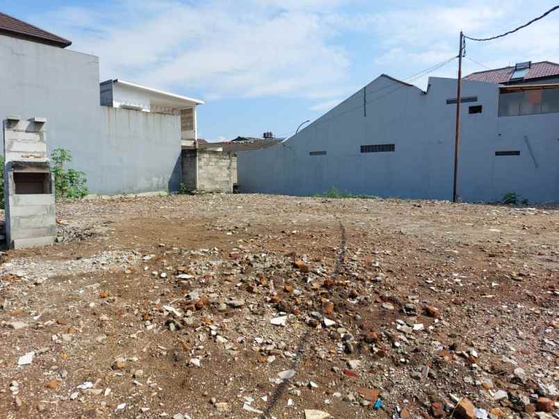 dijual tanah jl kotabaru parahyangan