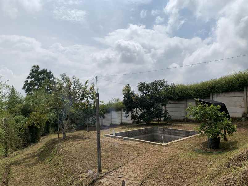 dijual tanah jl mekarwangi sariwangi