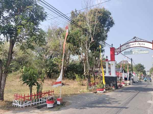 dijual tanah jl ponpes sunan ampel bajeng