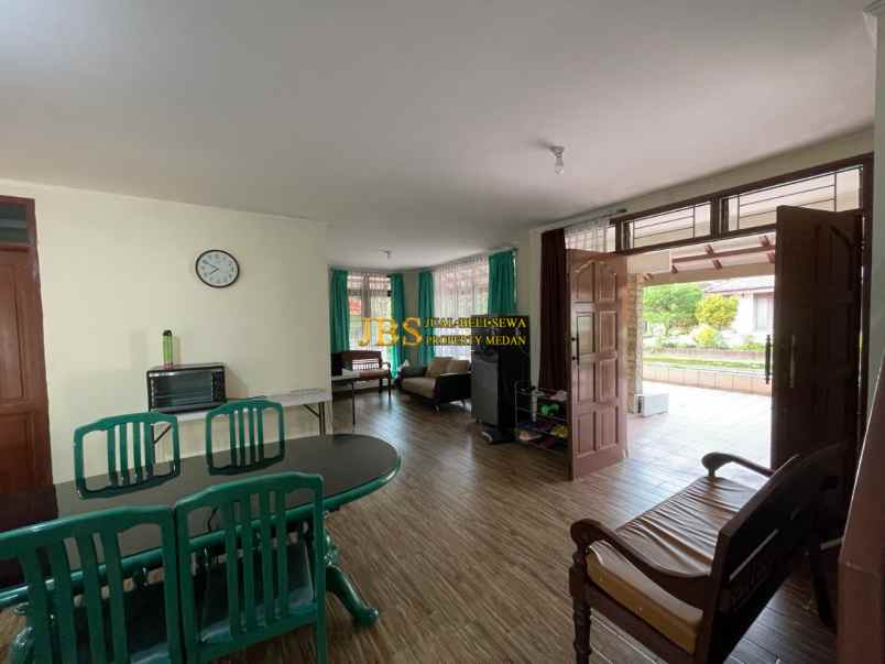 dijual villa komplek greenhill