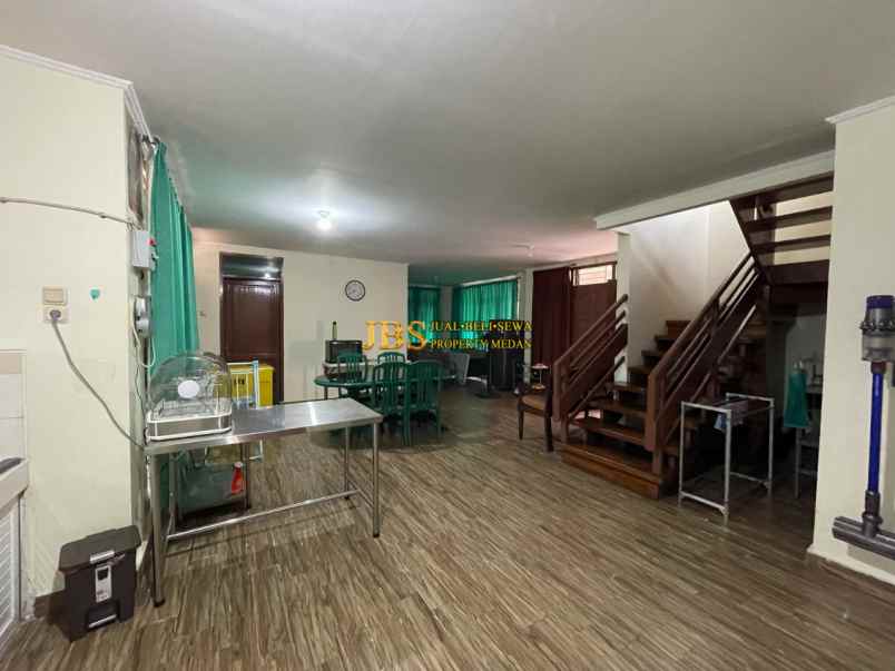 dijual villa komplek greenhill