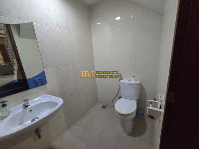 dijual villa komplek villa panbil jalan
