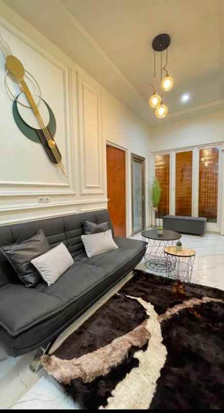 dijual villa mojorejo kota batu