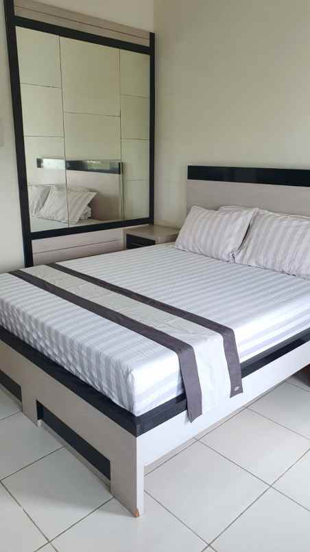 disewakan apartemen ciputra berkeley