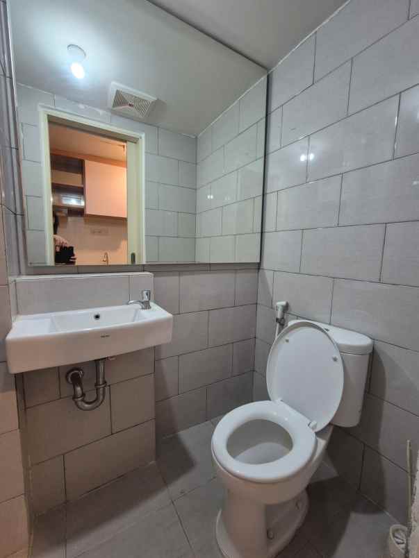 disewakan apartemen pakuwon city surabaya
