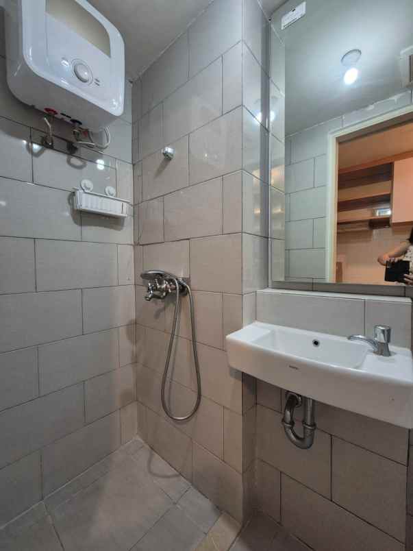 disewakan apartemen pakuwon city surabaya