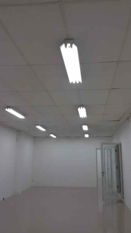 disewakan gudang di deltamas cikarang pusat