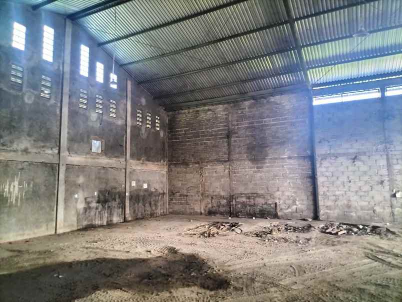 disewakan gudang di madiun