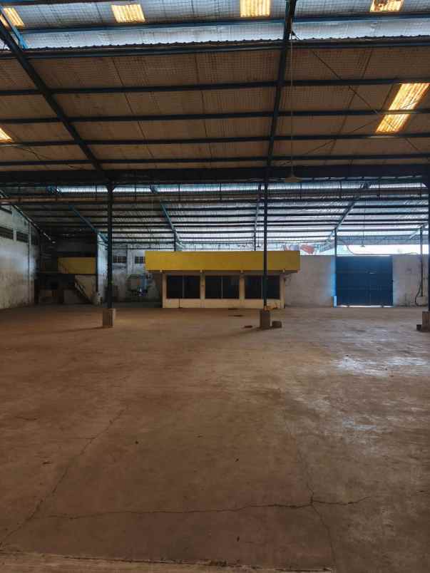 disewakan gudang ex pabrik di mojokerto