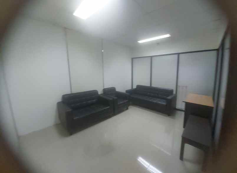 disewakan ruang kantor unit 3f