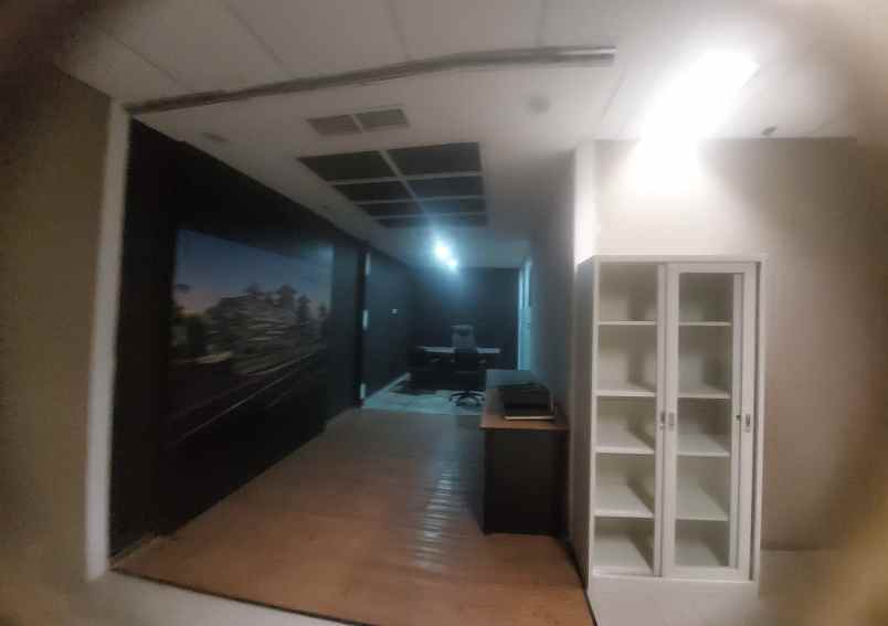 disewakan ruang kantor unit 3h harga nego