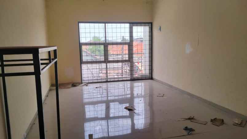 disewakan ruko gudang kantor jl pisangan sattrimekar