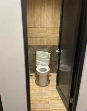 disewakan ruko gudang kantor manyar