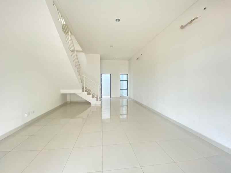 disewakan ruko gudang kantor metland menteng cakung