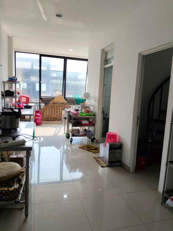 disewakan ruko gudang kantor pantai indah kapuk jakarta