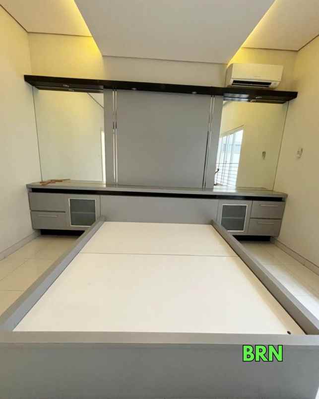 disewakan rumah araya