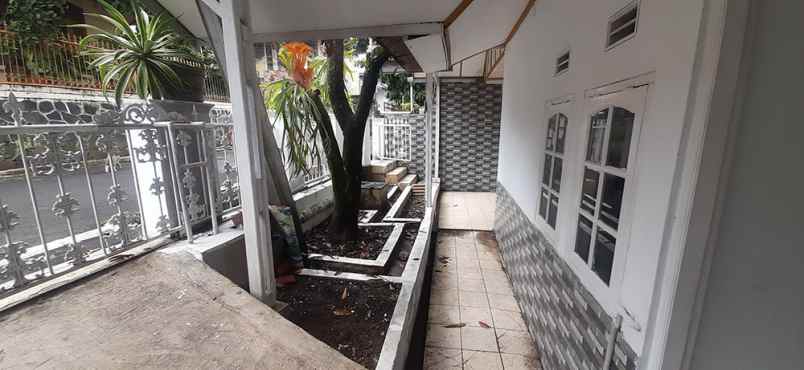 disewakan rumah cijambe