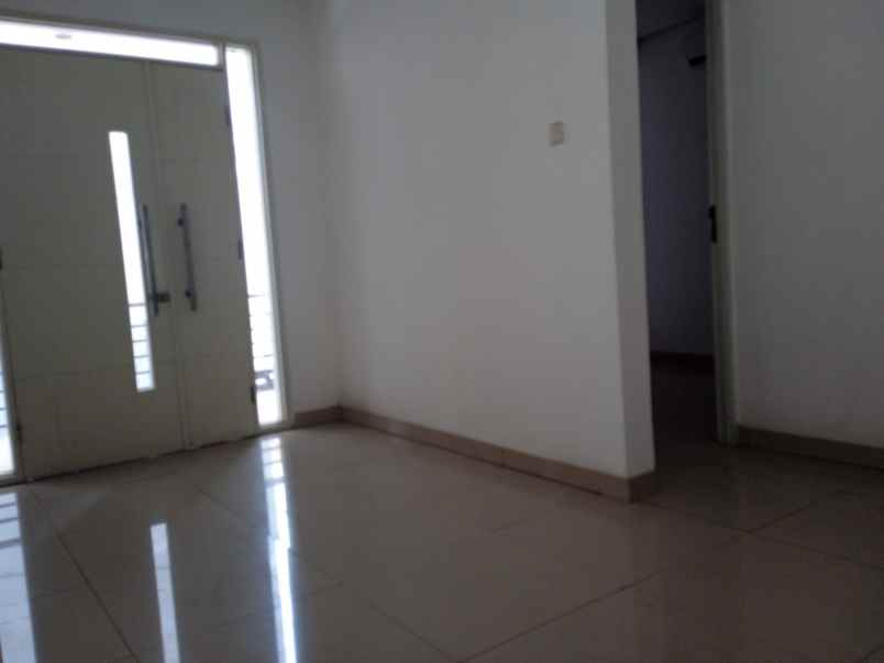 disewakan rumah cijerokaso