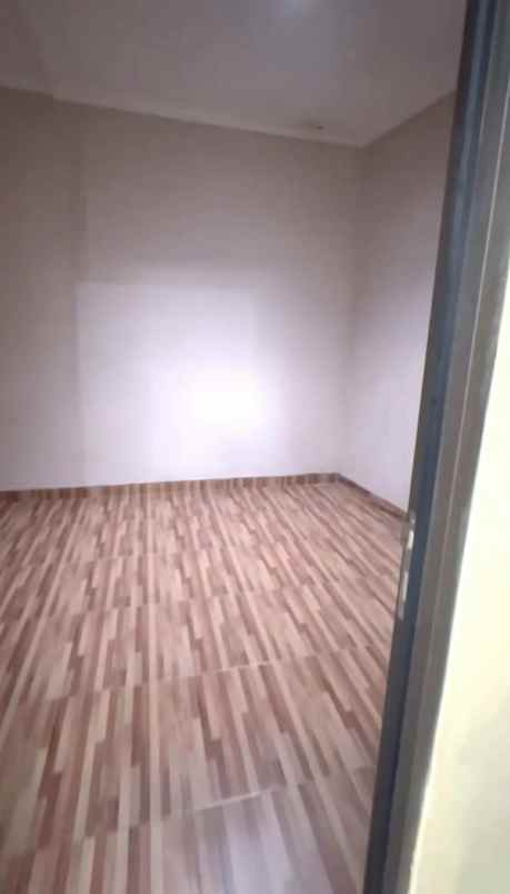 disewakan rumah cluster pamulang dkat bunderan unpam 1