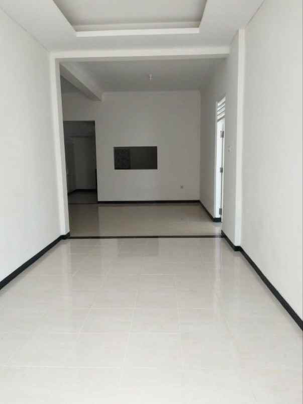disewakan rumah darmo indah baru renovasi