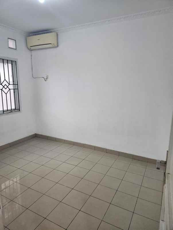 disewakan rumah gading nirwana